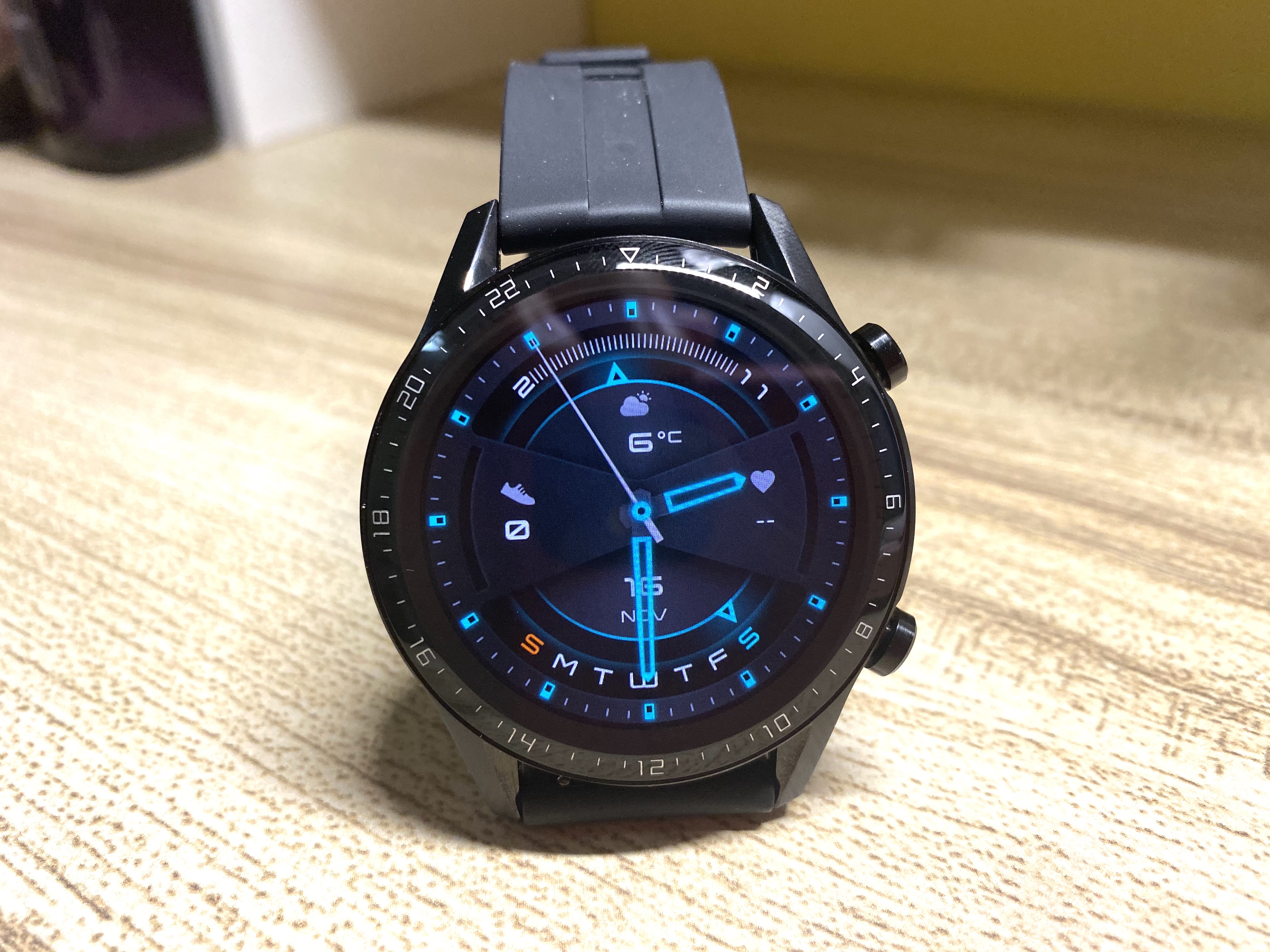 Huawei watch gt 2 screen online size