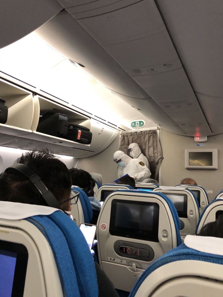 Passengers on Liu's Flight Inspected at Qingdao Airport/Nexus Liu