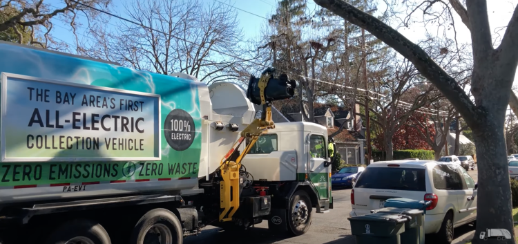 BYD electric refuse truck in Palo Alto. Source: California Refuse Trucks