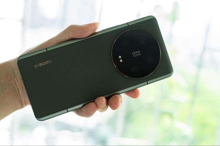 Xiaomi 13 Ultra vs Xiaomi 12S Ultra: Which Ultra is worth it?